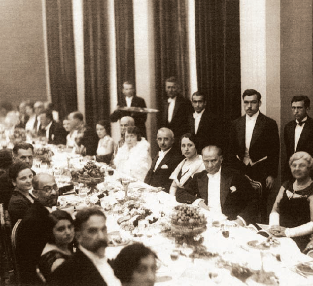 Mustafa Kemal, İçki ve Kadınlar